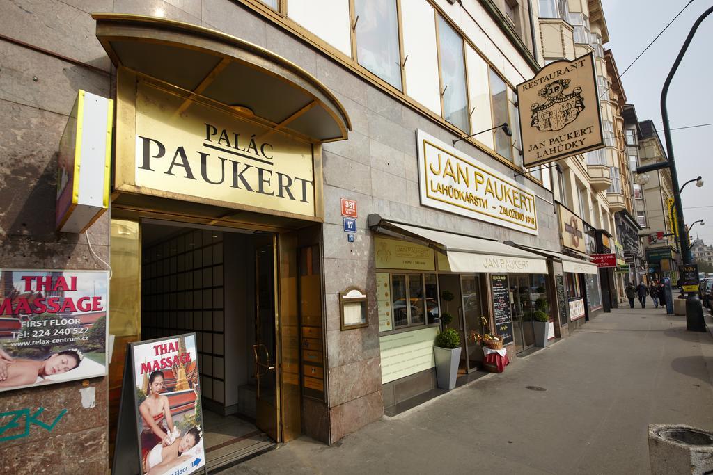 Onefam Old Town Vandrerhjem Praha Eksteriør bilde
